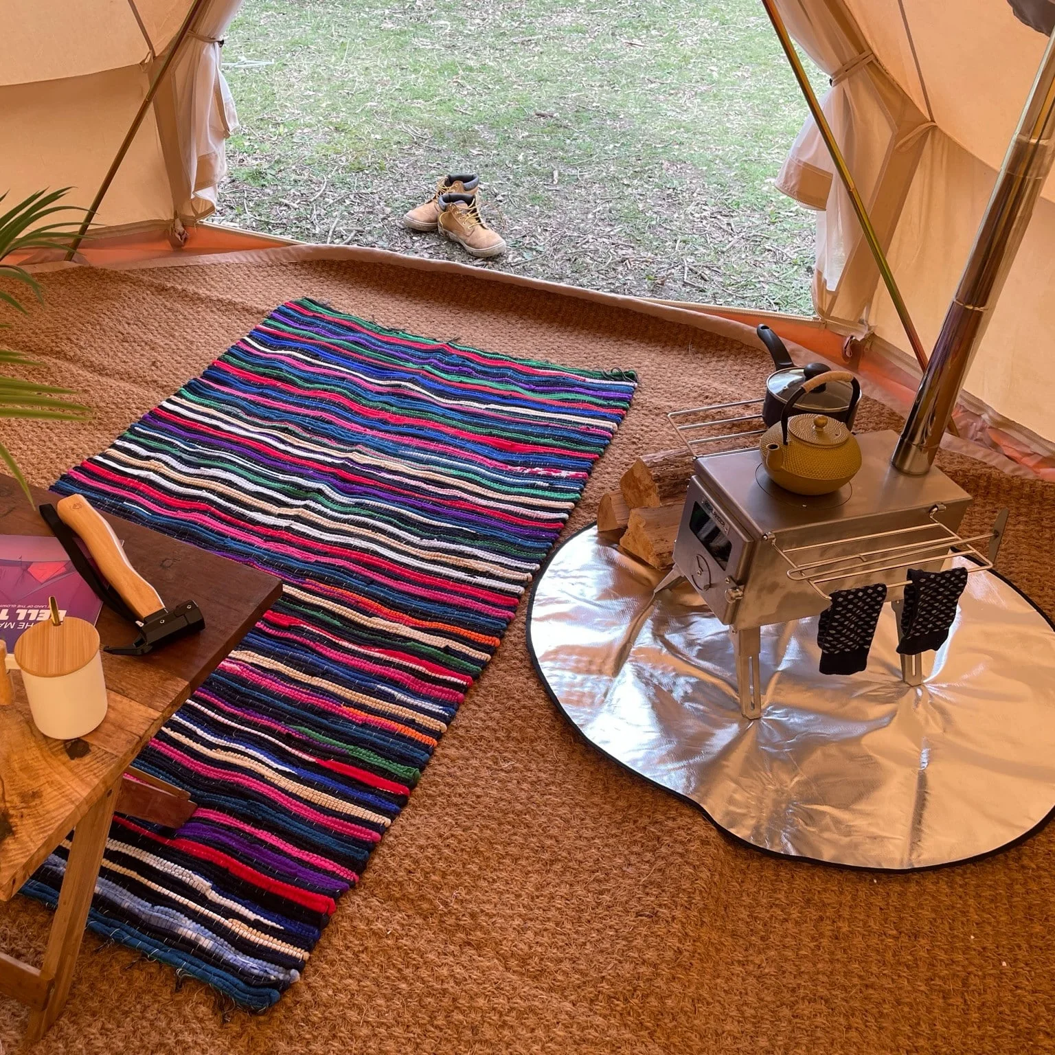 5m Fireproof Bell Tent With Stove Hole & Flap - Image 5